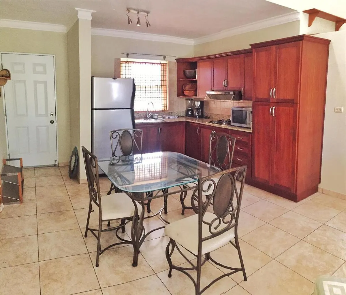 Beach Condo, Cabarete Center - Fast Internet 0*,